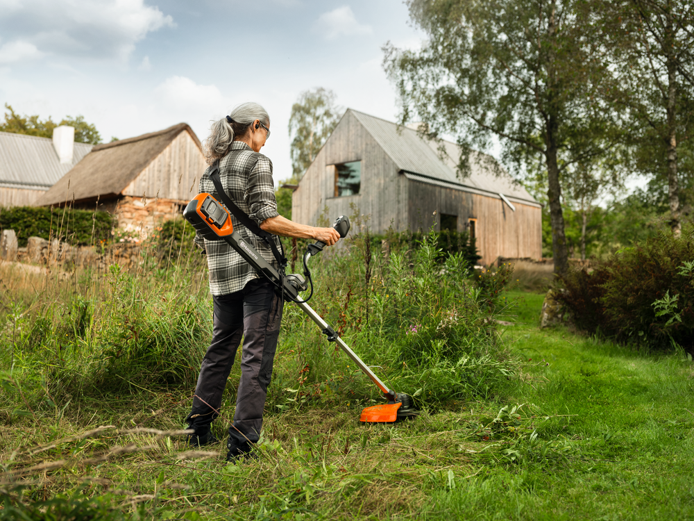 Husqvarna 220iR